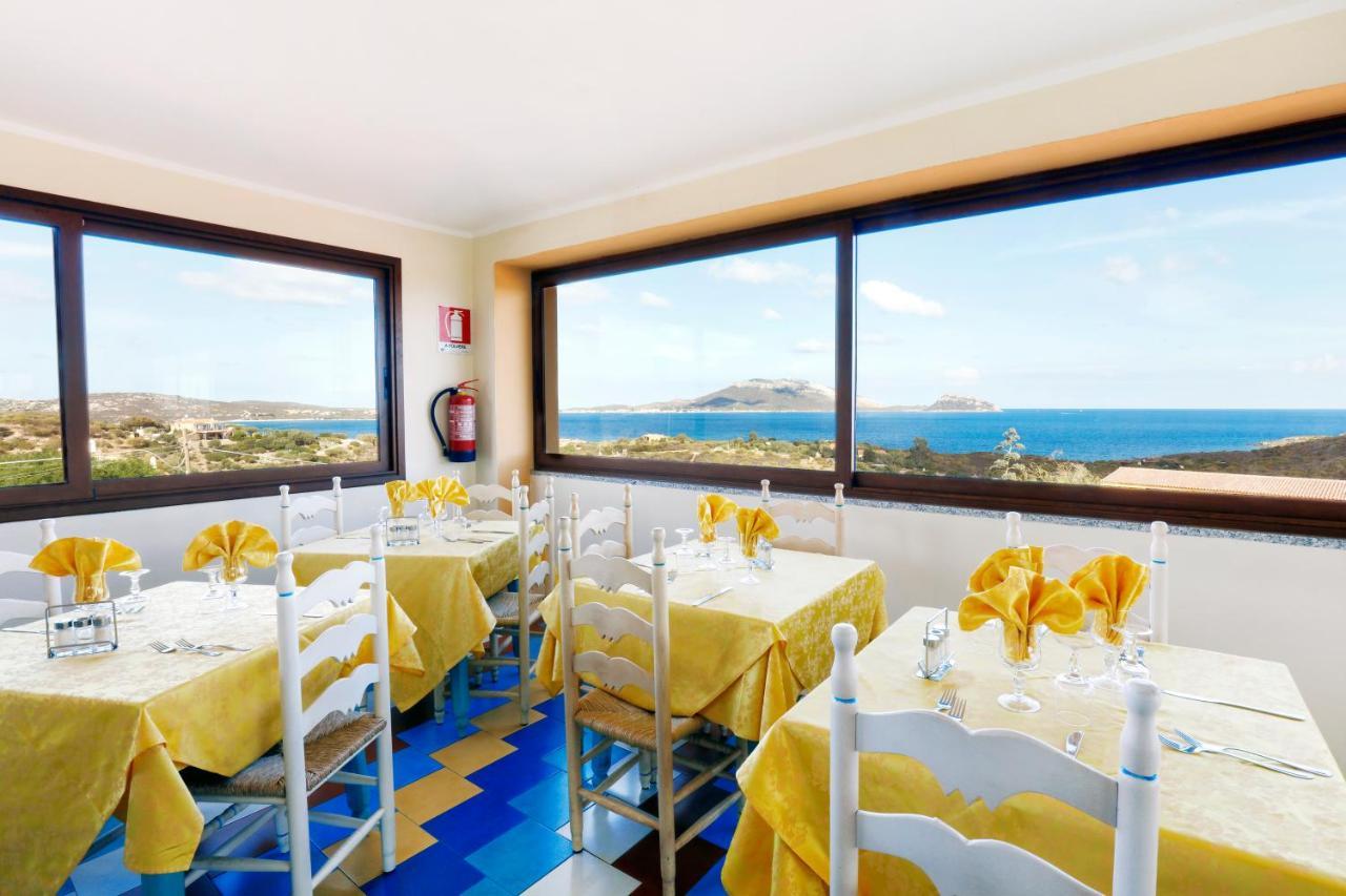 Hotel Baia Aranzos Pittulongu Exteriör bild